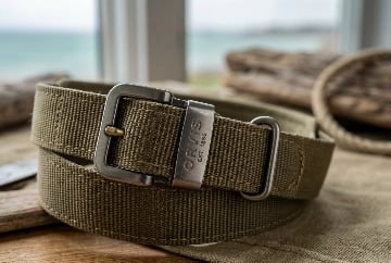 Fishing hat brim strap and buckle