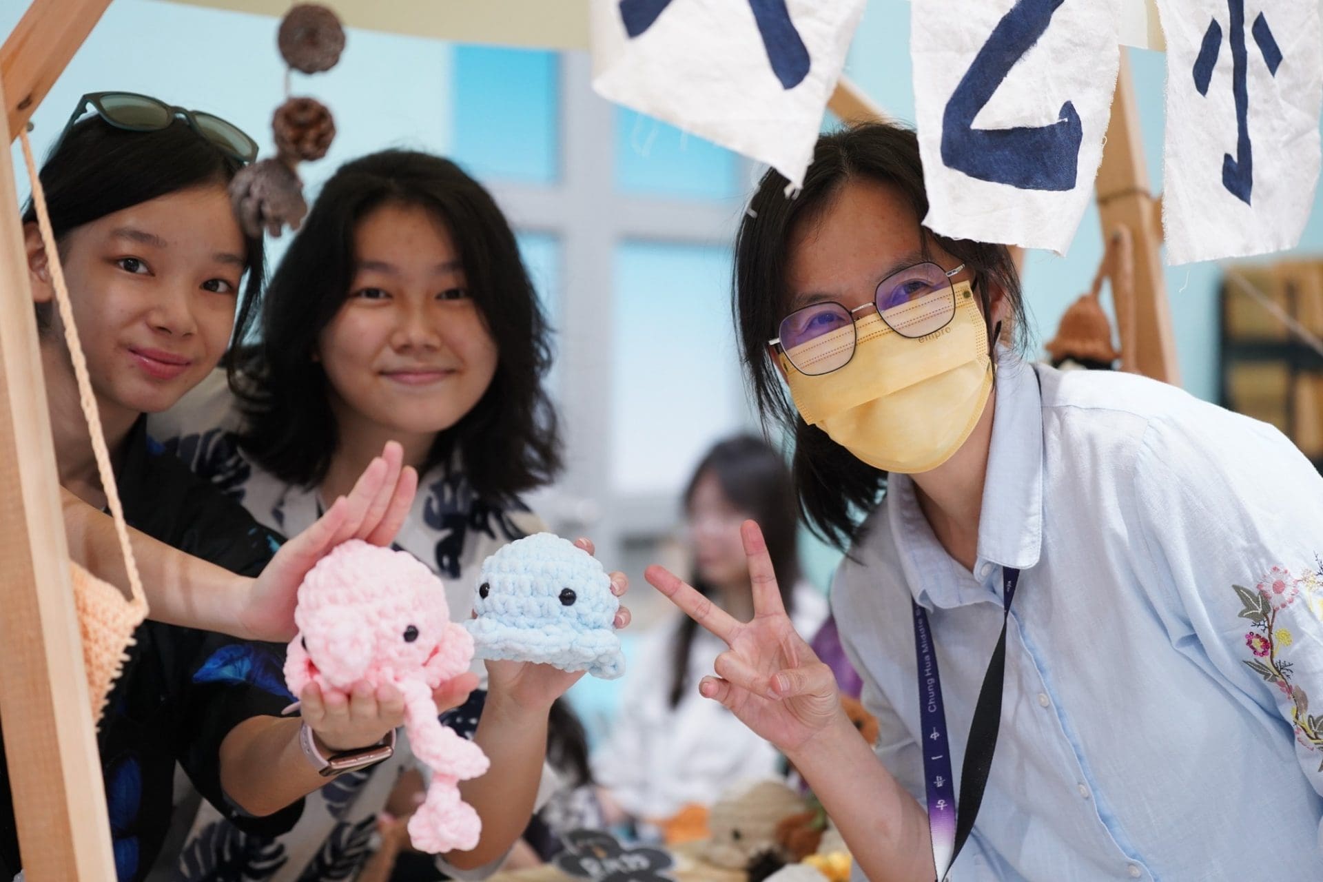 古晋中华第一中学|成功举办第二届校园文创市集,展现学生创意与文艺自信 | 文字碌碌 古晋中华第一中学|成功举办第二届校园文创市集,展现学生创意与文艺自信 | 文字碌碌