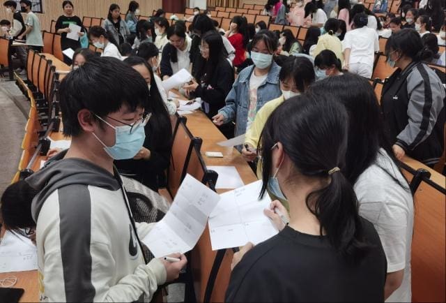 经历过疫情以后,你会接受混合式上课吗? | 文字碌碌 经历过疫情以后,你会接受混合式上课吗? | 文字碌碌