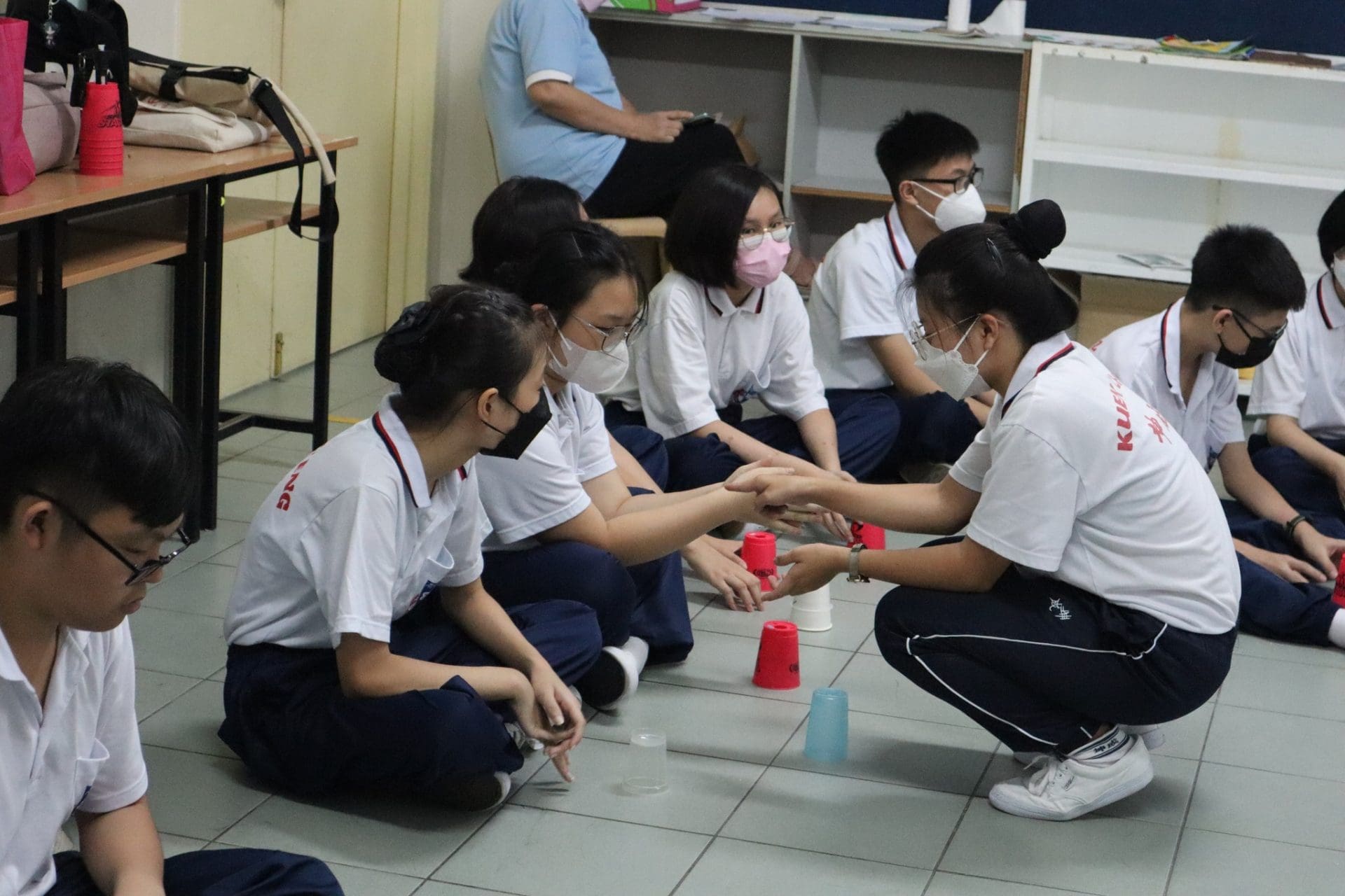 在学校也能发挥你的音乐才华!带你了解坤成中学音乐创作社 | 文字碌碌 在学校也能发挥你的音乐才华!带你了解坤成中学音乐创作社 | 文字碌碌