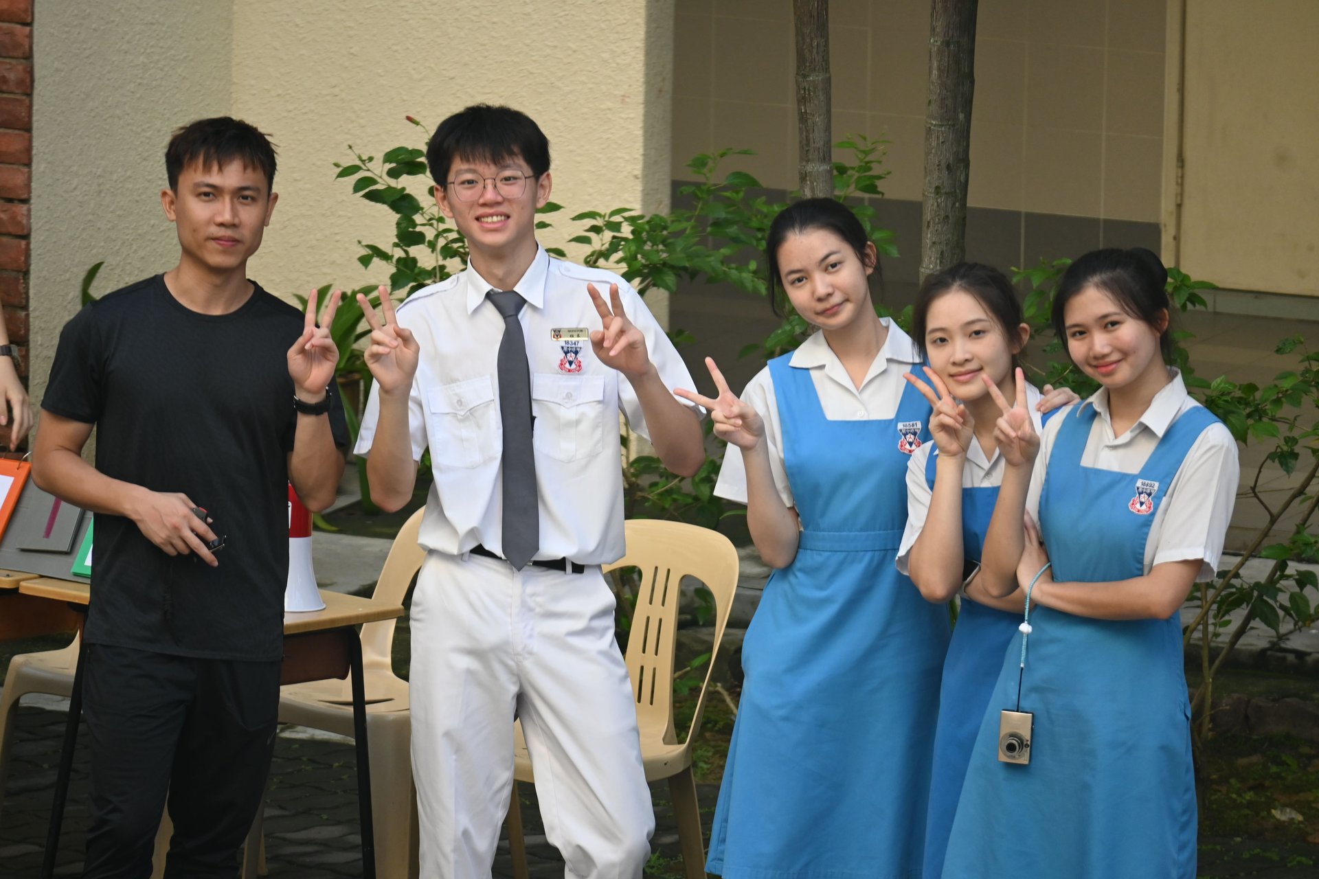 【0成本制作!】奔跑吧青春!坤成中学第67届高三毕业主题曲——《那年十八》|🎓专访#6 | 文字碌碌 【0成本制作!】奔跑吧青春!坤成中学第67届高三毕业主题曲——《那年十八》|🎓专访#6 | 文字碌碌