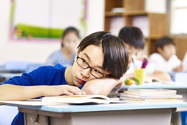 盘点那些容易被老师“遗忘”的中等生...10个学生中有5个深有共鸣! | 文字碌碌 盘点那些容易被老师“遗忘”的中等生...10个学生中有5个深有共鸣! | 文字碌碌