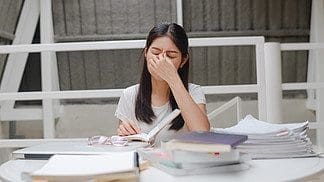 盘点那些容易被老师“遗忘”的中等生...10个学生中有5个深有共鸣! | 文字碌碌 盘点那些容易被老师“遗忘”的中等生...10个学生中有5个深有共鸣! | 文字碌碌