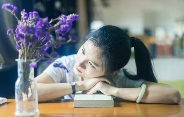 偷瞄?不敢表白?学生时期暗恋的那些事 | 文字碌碌 偷瞄?不敢表白?学生时期暗恋的那些事 | 文字碌碌