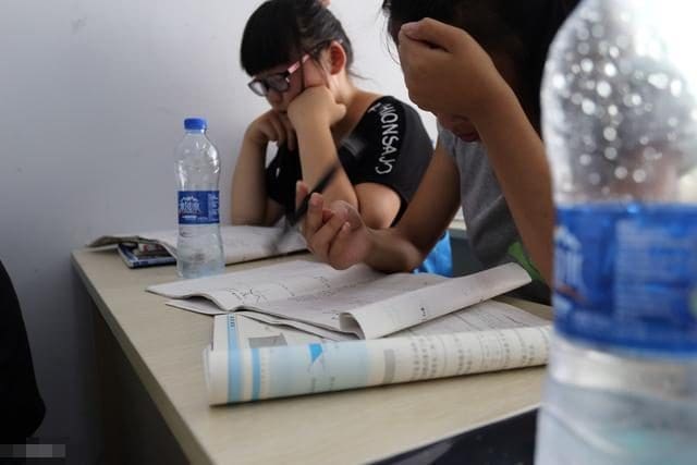 补习是学渣才去的?盘点学生必知的补习好处和坏处! | 文字碌碌 补习是学渣才去的?盘点学生必知的补习好处和坏处! | 文字碌碌