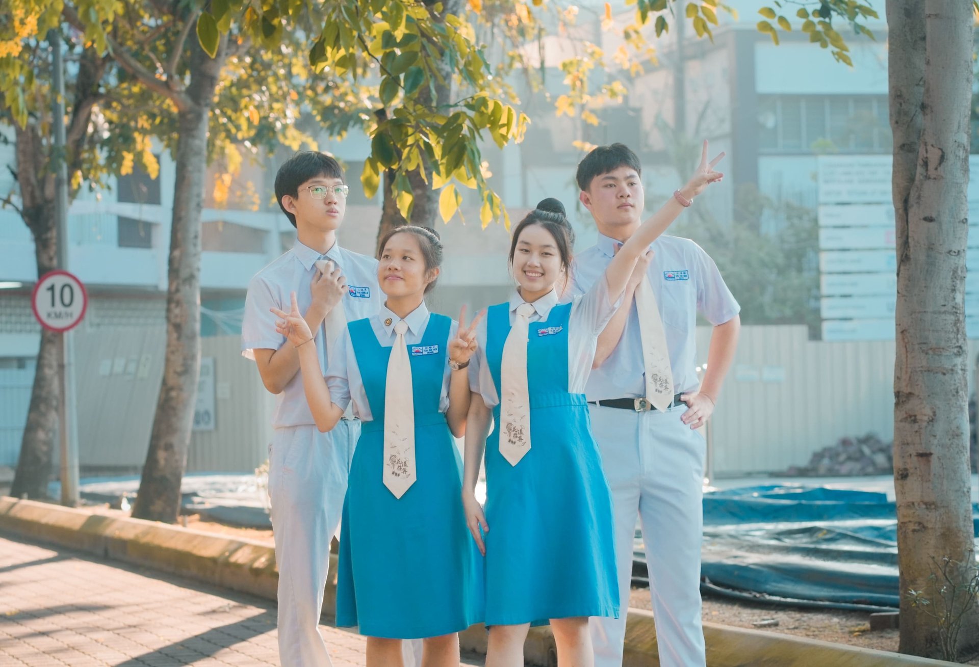 听完真的会想哭的毕业曲!日新独中2023毕业主题曲《花漾荏苒》值得让你反复收听|🎓专访#13(终章) | 文字碌碌 听完真的会想哭的毕业曲!日新独中2023毕业主题曲《花漾荏苒》值得让你反复收听|🎓专访#13(终章) | 文字碌碌