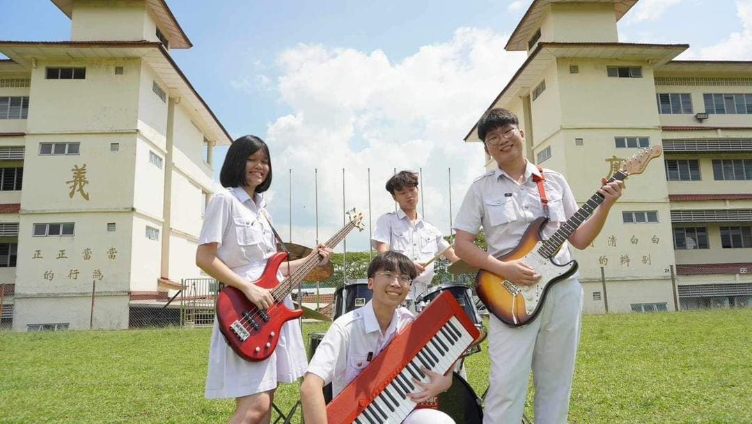 【它就像Baby一样!】我们的青春未完待续,新山宽柔中学2023年毕业曲——《未完待续》|🎓专访#7 | 文字碌碌 【它就像Baby一样!】我们的青春未完待续,新山宽柔中学2023年毕业曲——《未完待续》|🎓专访#7 | 文字碌碌