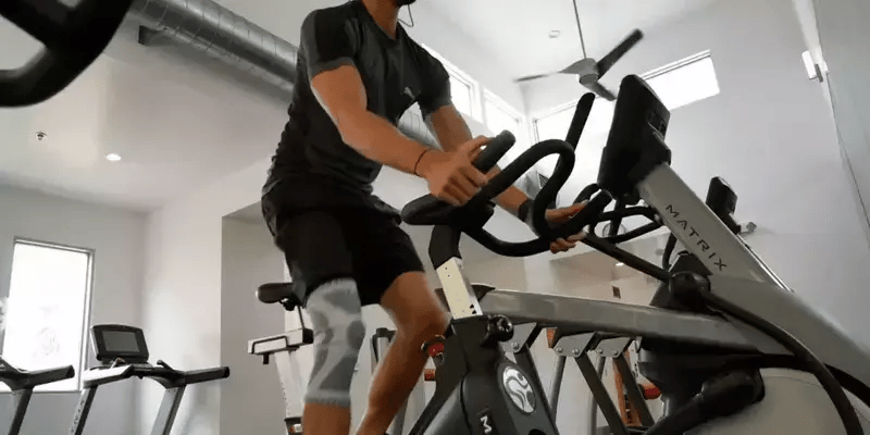 kompressio knee sleeve