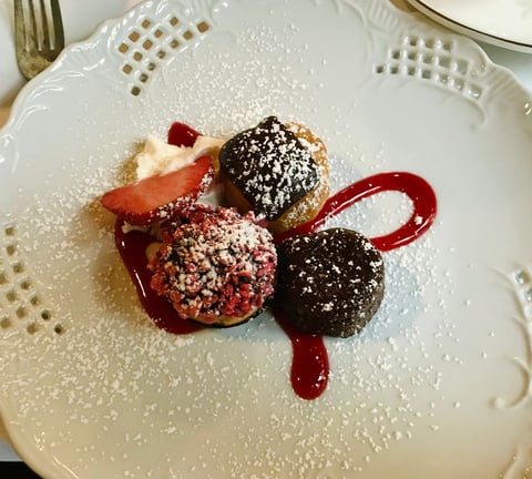 berries dessert