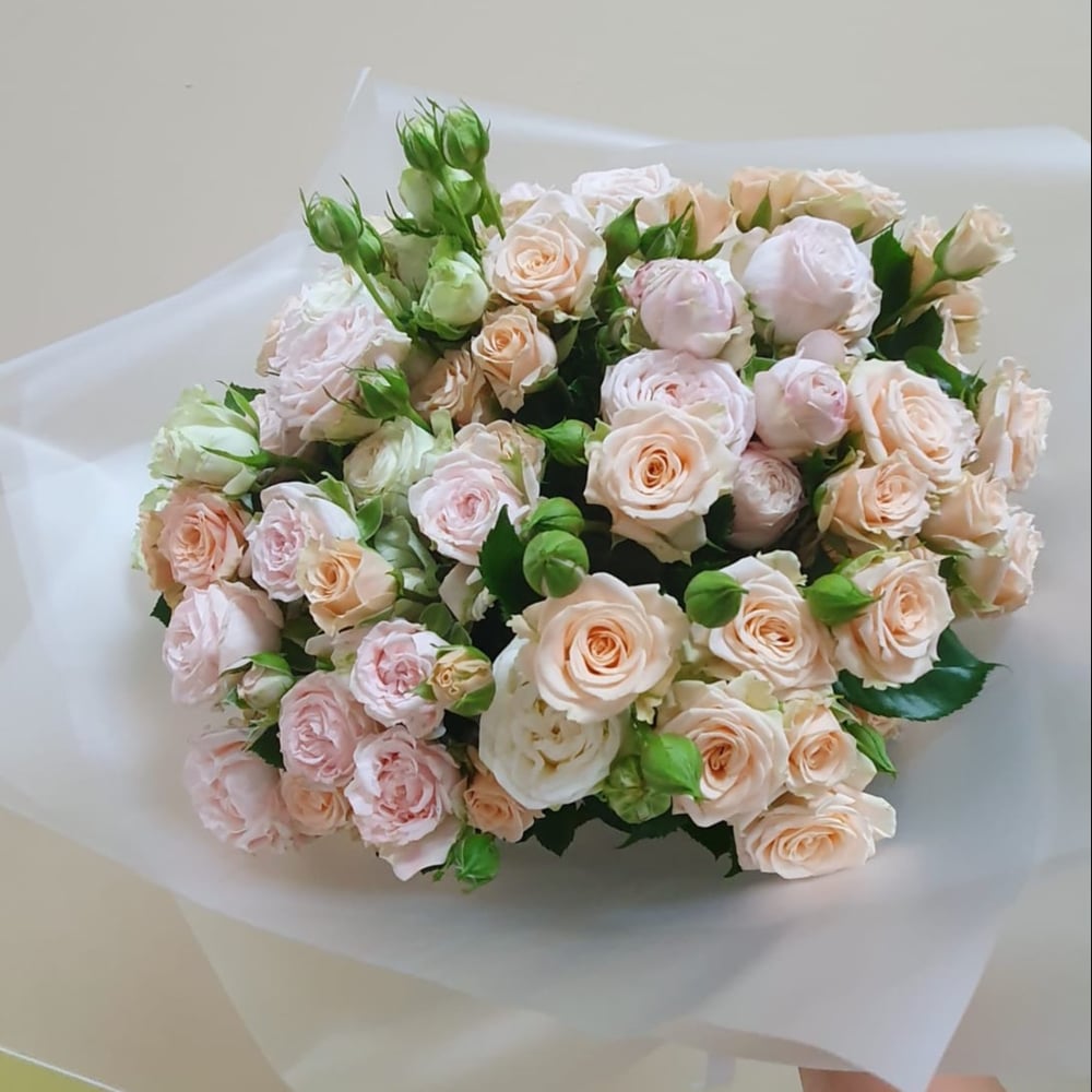 Букет «Поэма» из роз - заказать и купить за 10 350 ₽ с доставкой в Сочи ...