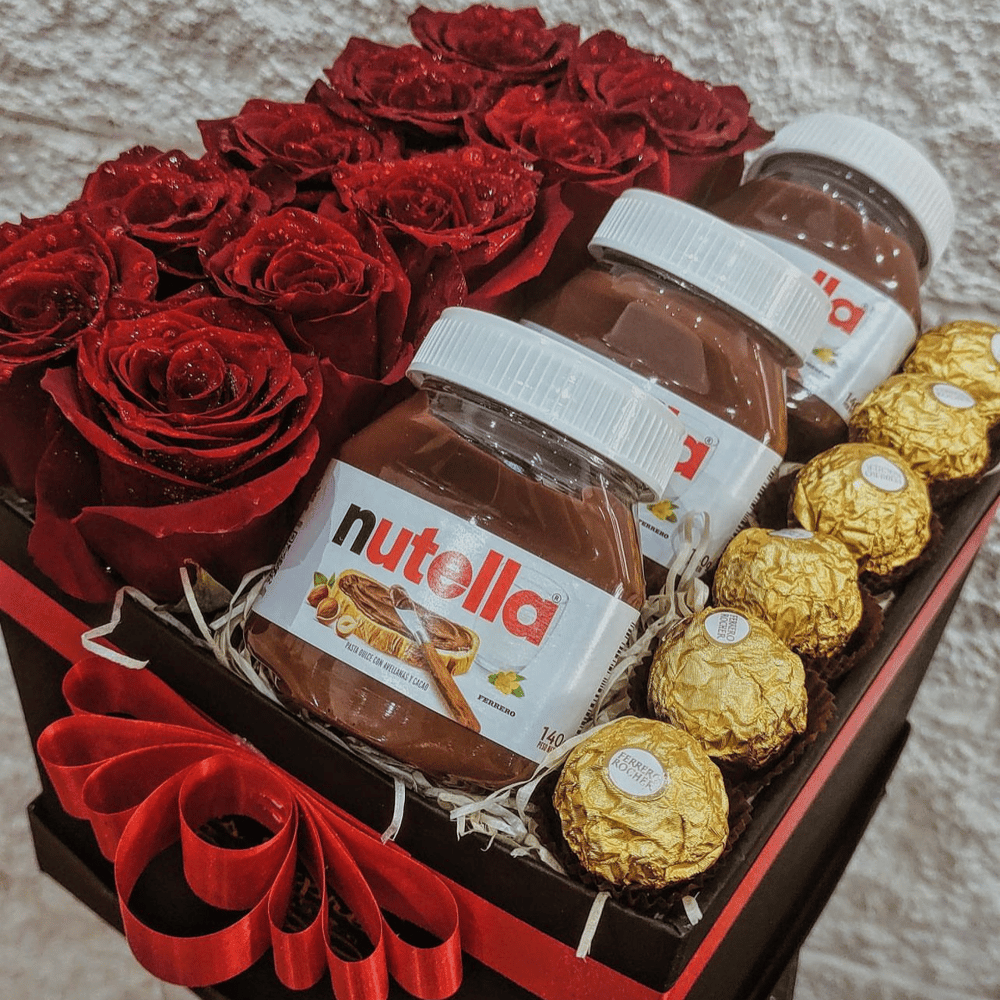 Roses and Nutella Box Roses and Nutella Box