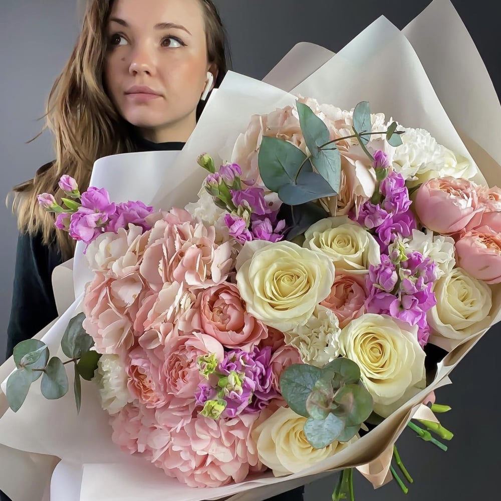 Chloe Bouquet order and send for 124 with same day delivery