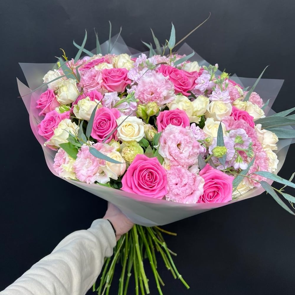 Barbie bouquet shop