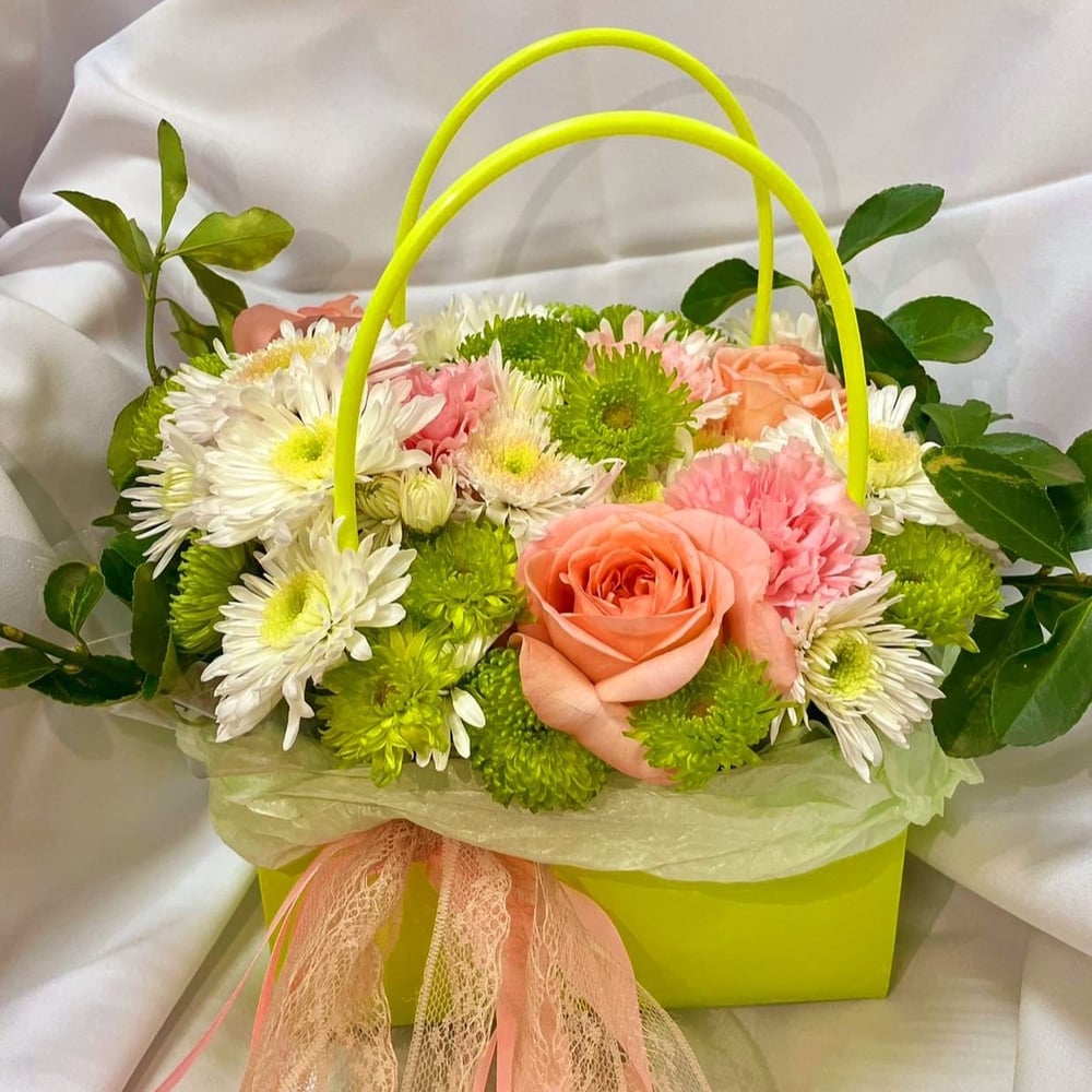 Flower box 'Happy Moment' Order Flower Bouquets Delivery