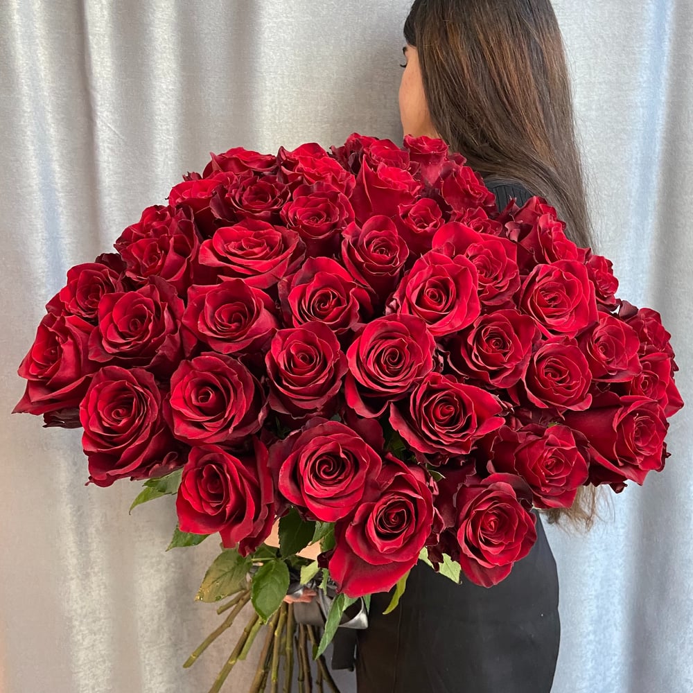 Bouquet of 51 red roses