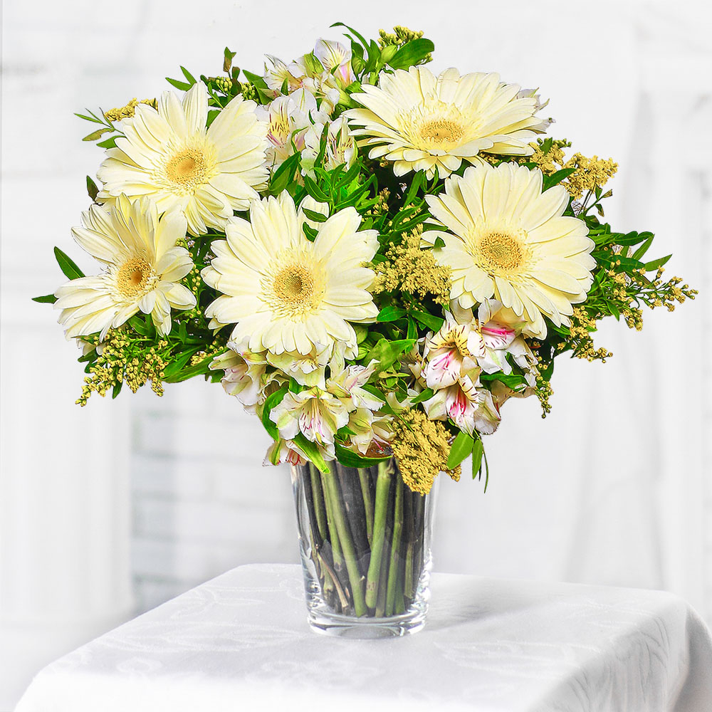 Букет «Лучик света» из альстромерий и гербер - заказать и купить за 3 ...