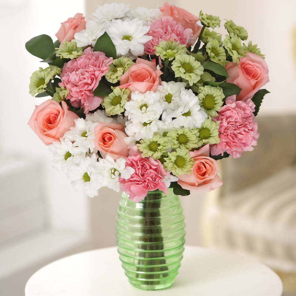 Bouquet 'Floral Magic Roses, Carnations and Daisies' Order Flower