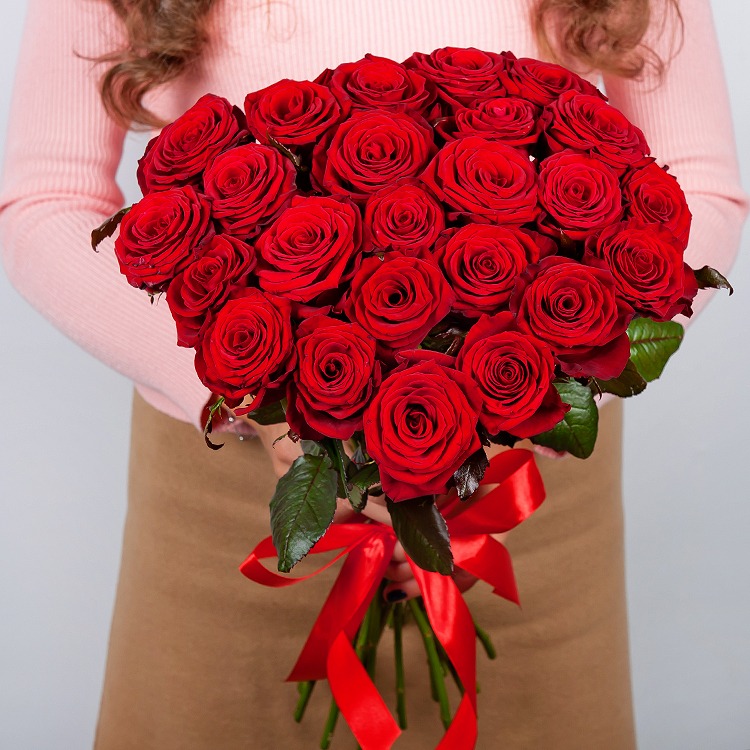 Bouquet '24 red roses' - order and send for 103 $ with same day delivery -  MyGlobalFlowers