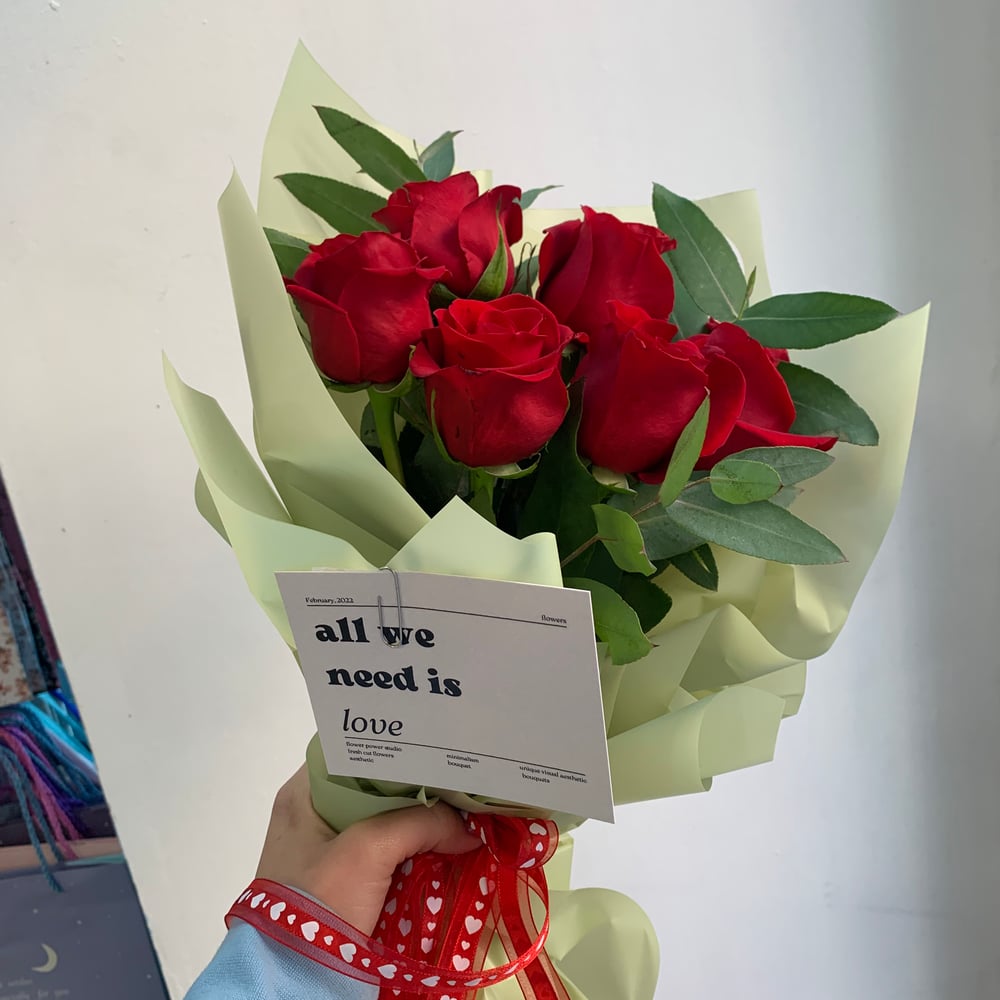 Bouquet 'Roses classic' Order Flower Bouquets Delivery