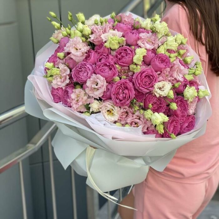 Bouquet Mix of eustoma and bush roses Order Flower Bouquets Delivery