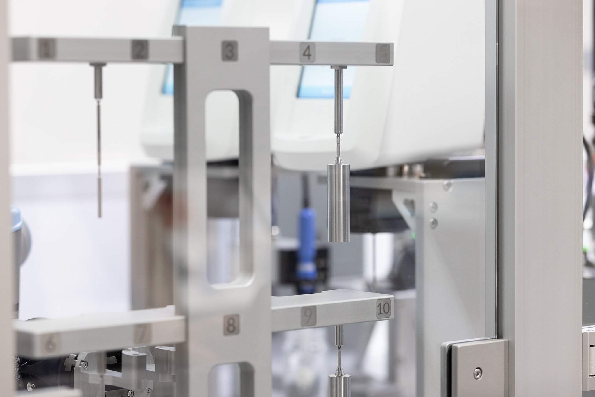 Hotel of different size Brookfield DV2T viscometers