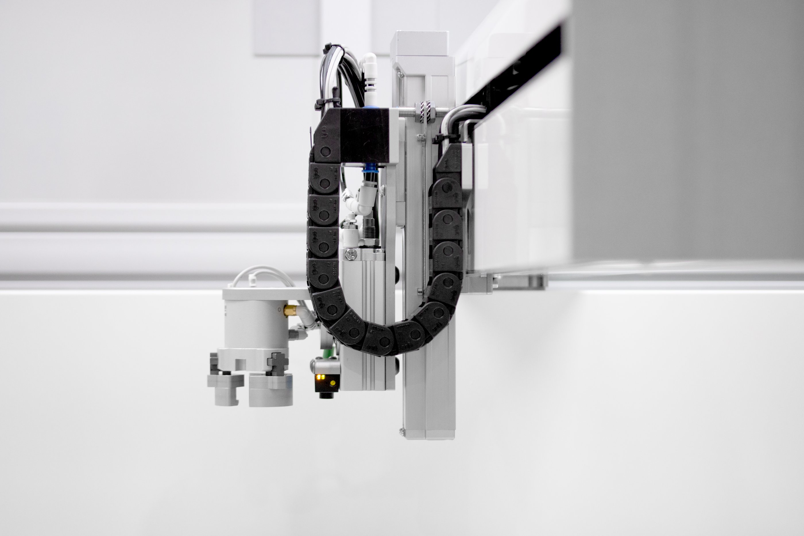 XYZ gantry robot