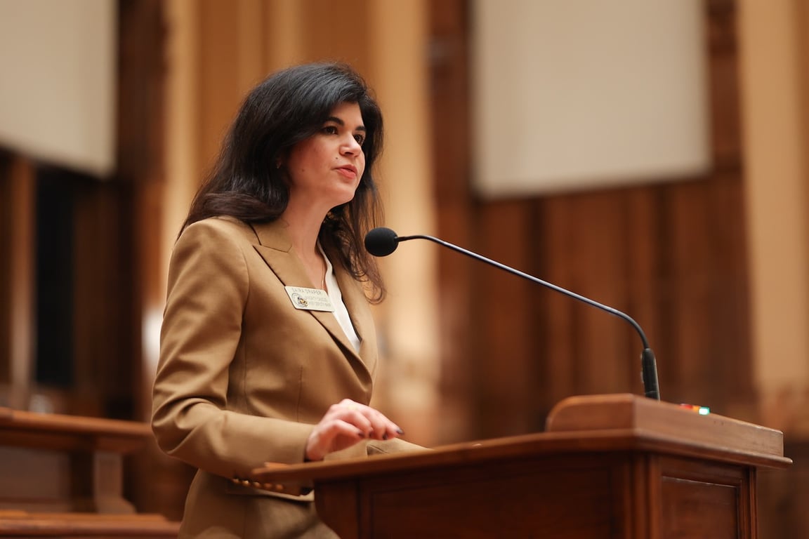 Saira Draper speaking at the Georgia State Capitol