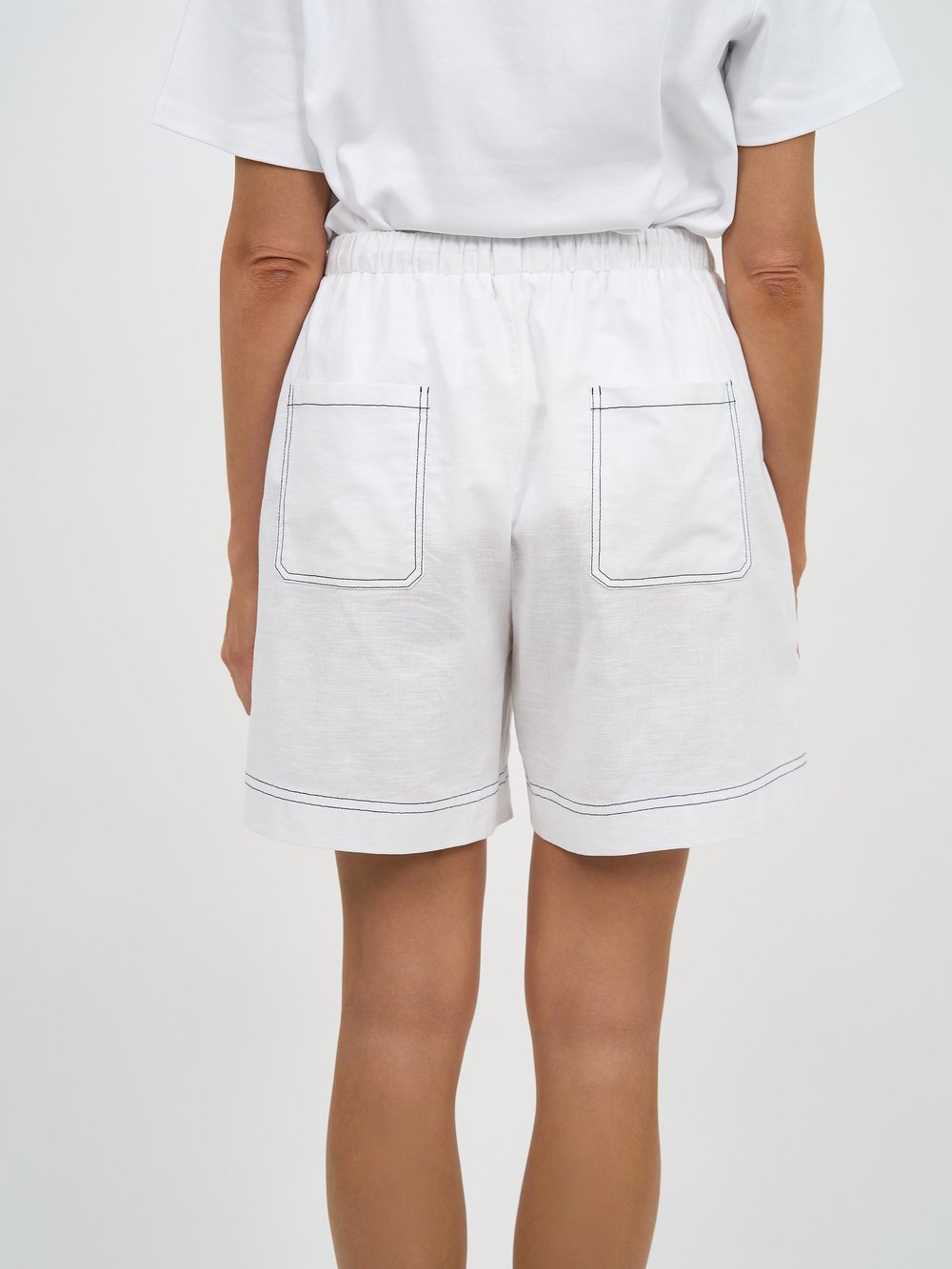 Mati Linen Pocket Short White Liberty Rose