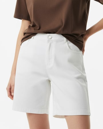 Cotton Relaxed Leg Short White Liberty Rose