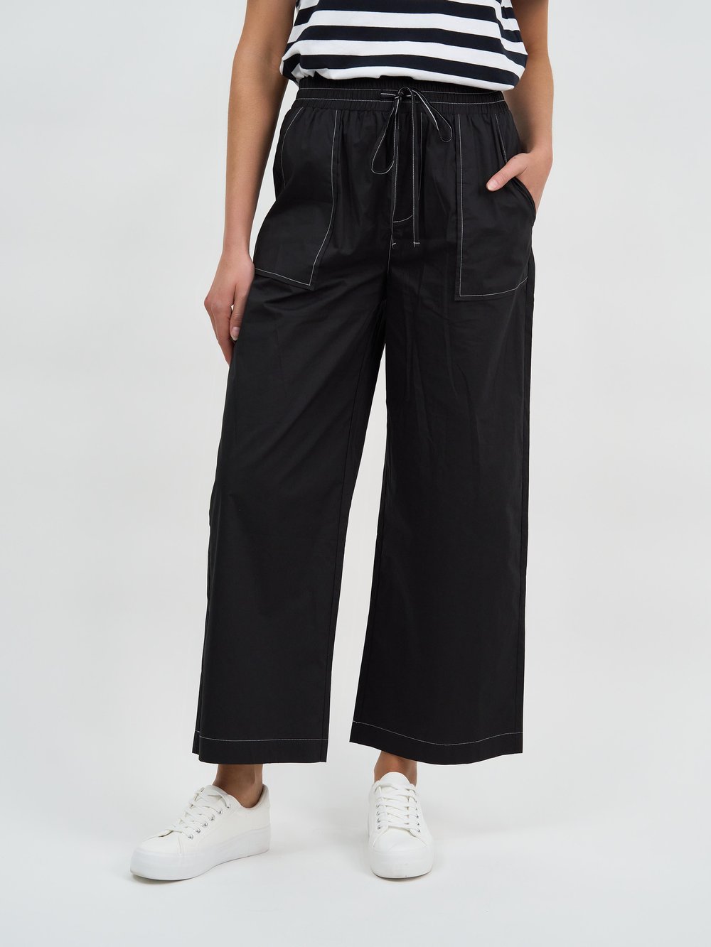 Stitch Detail Cotton Pant Black Essentials