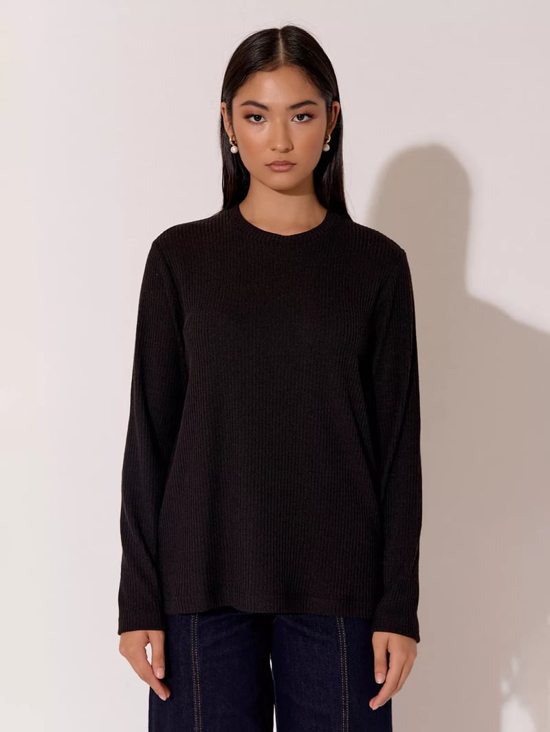 Ribbed Knit Top Black adorne