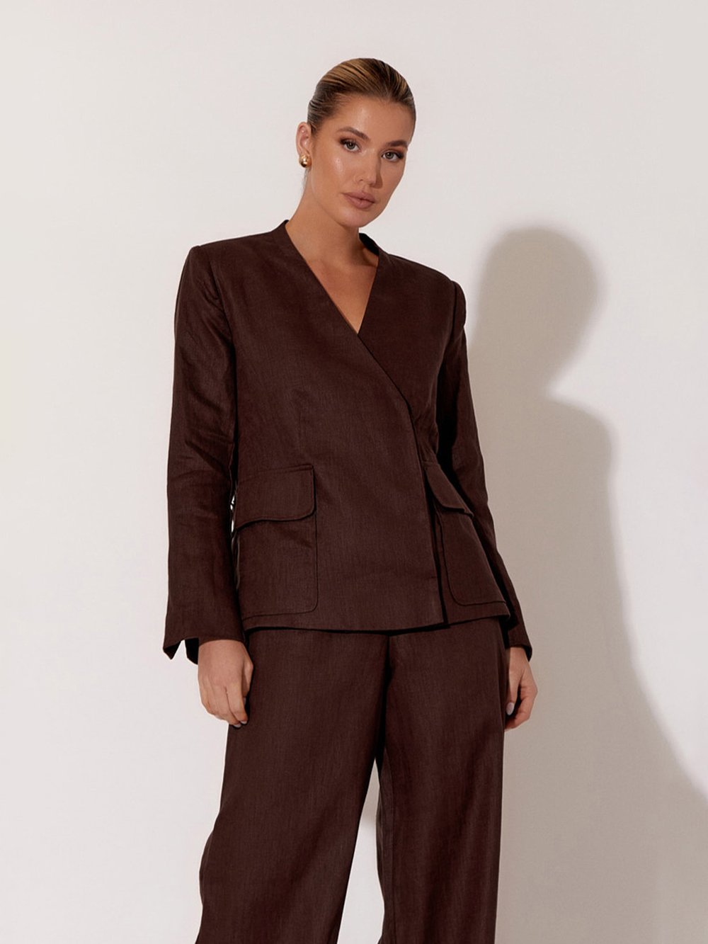 Linen Wrap Jacket Chocolate adorne