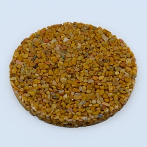 Dark Yellow Gravel pebble epoxy blend sample – golden river pebbles in UV-stable epoxy resin.