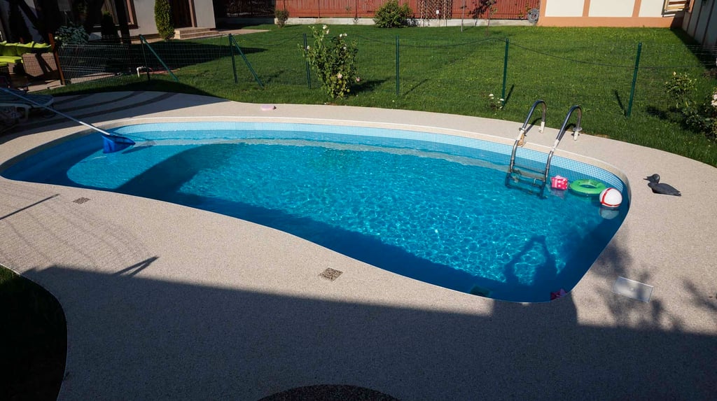 pool-deck-paving