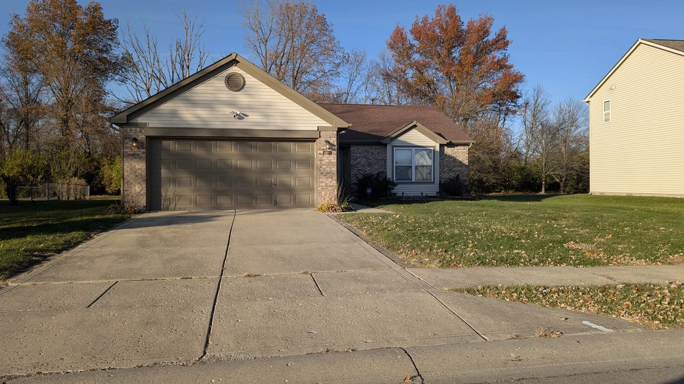 1990s Fishers Indiana rental property sold by out-of-state landlord for cash