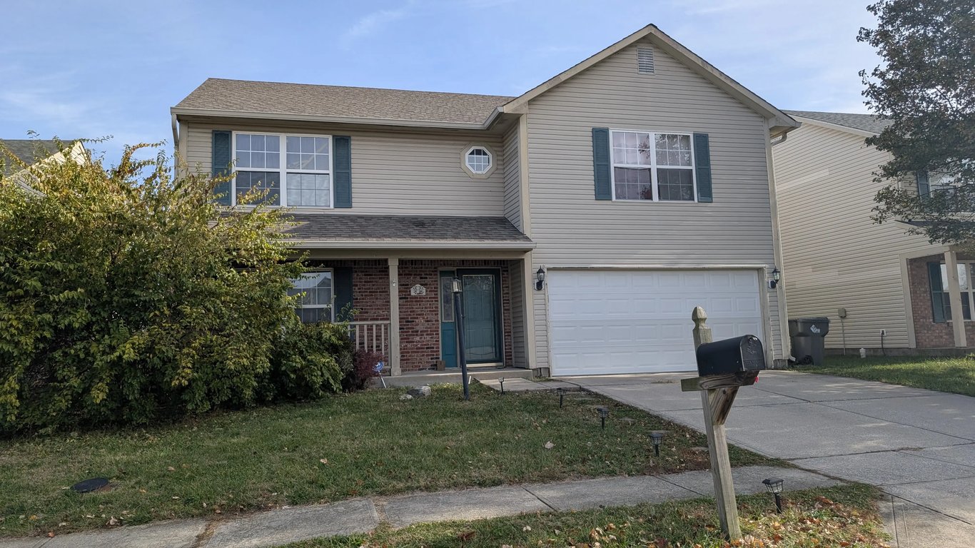 2000s home in Evansville sold fast for cash to avoid foreclosure through Spectrum Property Solutions