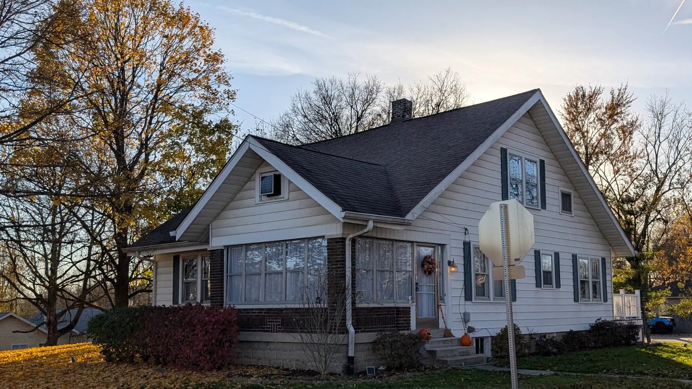 Older rental property in Lafayette needing $50k in repairs sold for cash to Spectrum Property Solutions