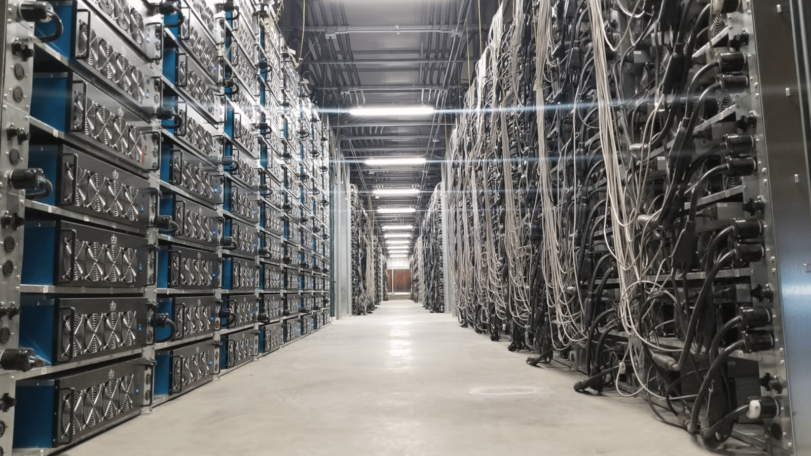 Bitcoin Miners Race Into $12.7B Debt and Turn to AI for Survival | CoinCodex