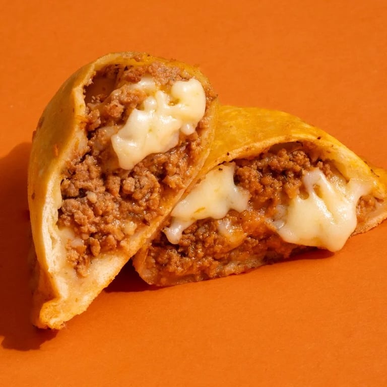 CALZONE BOLOGNESA