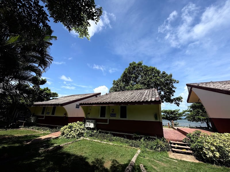 โลมทะเลรีสอร์ท ตราด