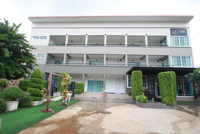 T Park PakChong