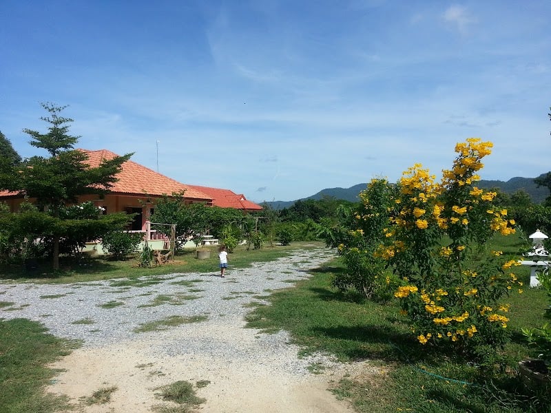Chaleena Homestay