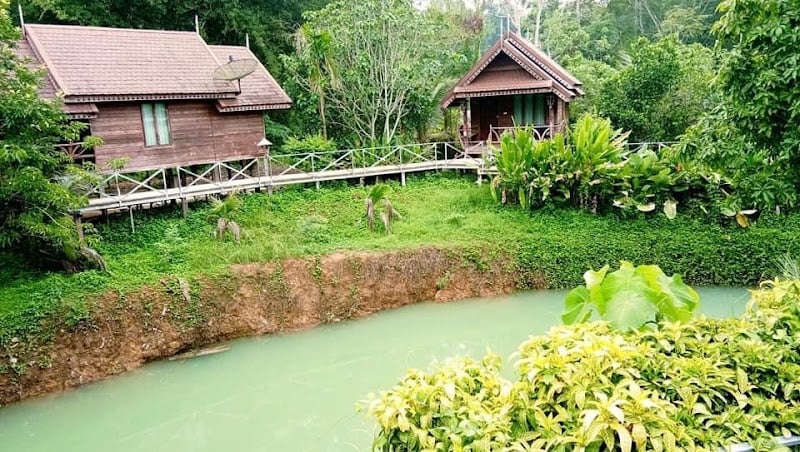 บุรีลำปลาย รีสอร์ท