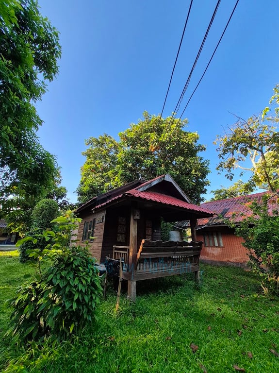 บ้านพักเรือนริมน้ำ ใกล้ ม.เทคโนโลยี่สุรนารี สนามกีฬา80พรรษา