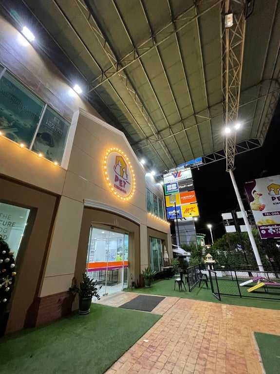 PET KINGDOM