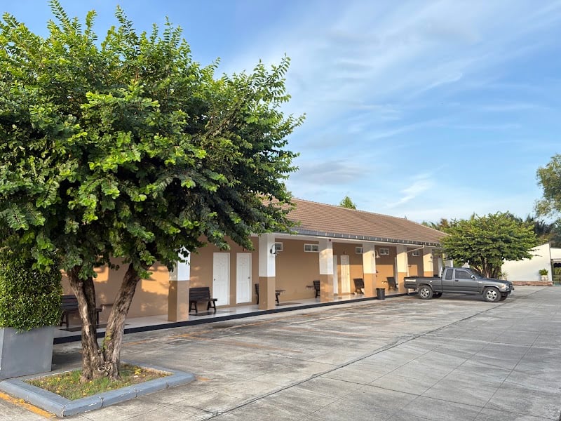 Sunee View Hotel