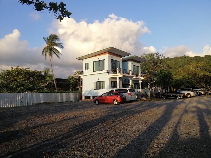 ร็อคฮิลล์ บีช รีสอร์ท / Rock Hill Beach Resort