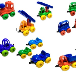 Autitos MP Por Unidad (7 Modelos Enganchables) 12Cm X 8Cm