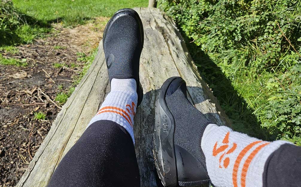 OOfos recovery schoenen OOMG getest voor De Hardloopwinkel
