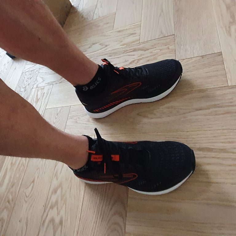Pasvorm Brooks Glycerin GTS 19 bepalen